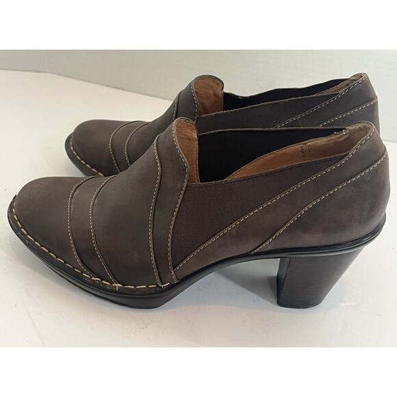 Women's Sofft Brown 3 inch Heeled Fall Winter Heeled Bootie Boot Size 8M - Picture 2 of 7